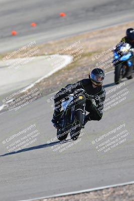 media/Feb-05-2023-Classic Track Day (Sun) [[c35aca4a42]]/Group 2/session 4 turn 4/